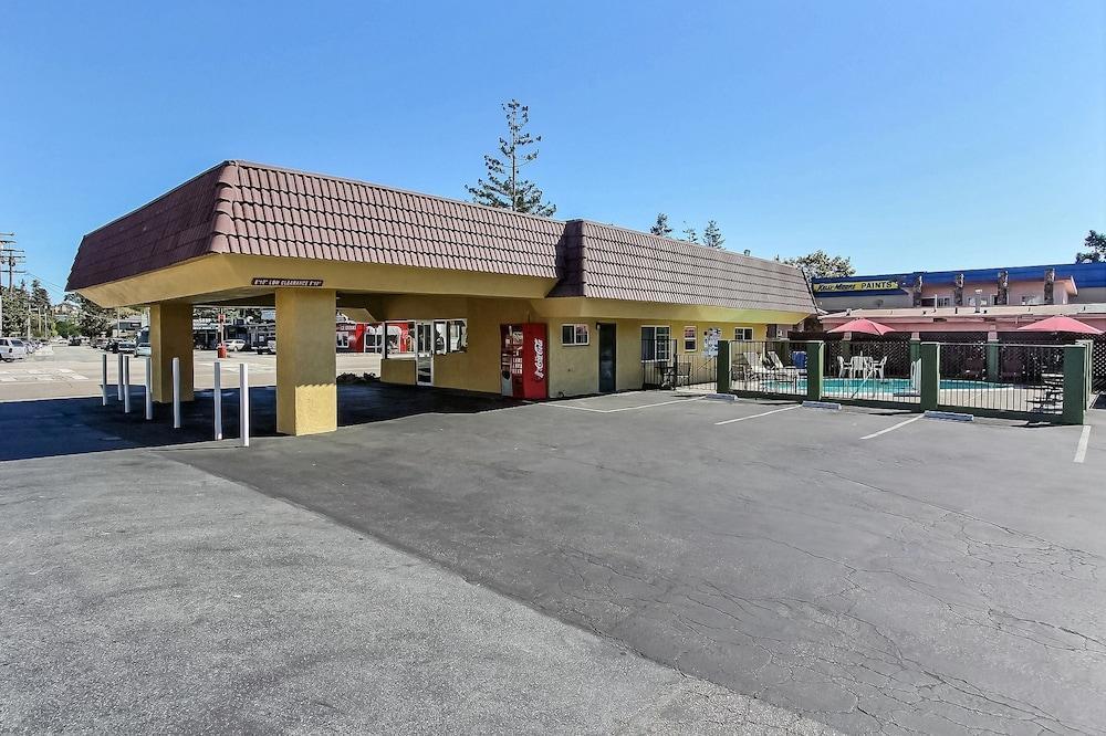Quality Inn Santa Cruz Exterior photo