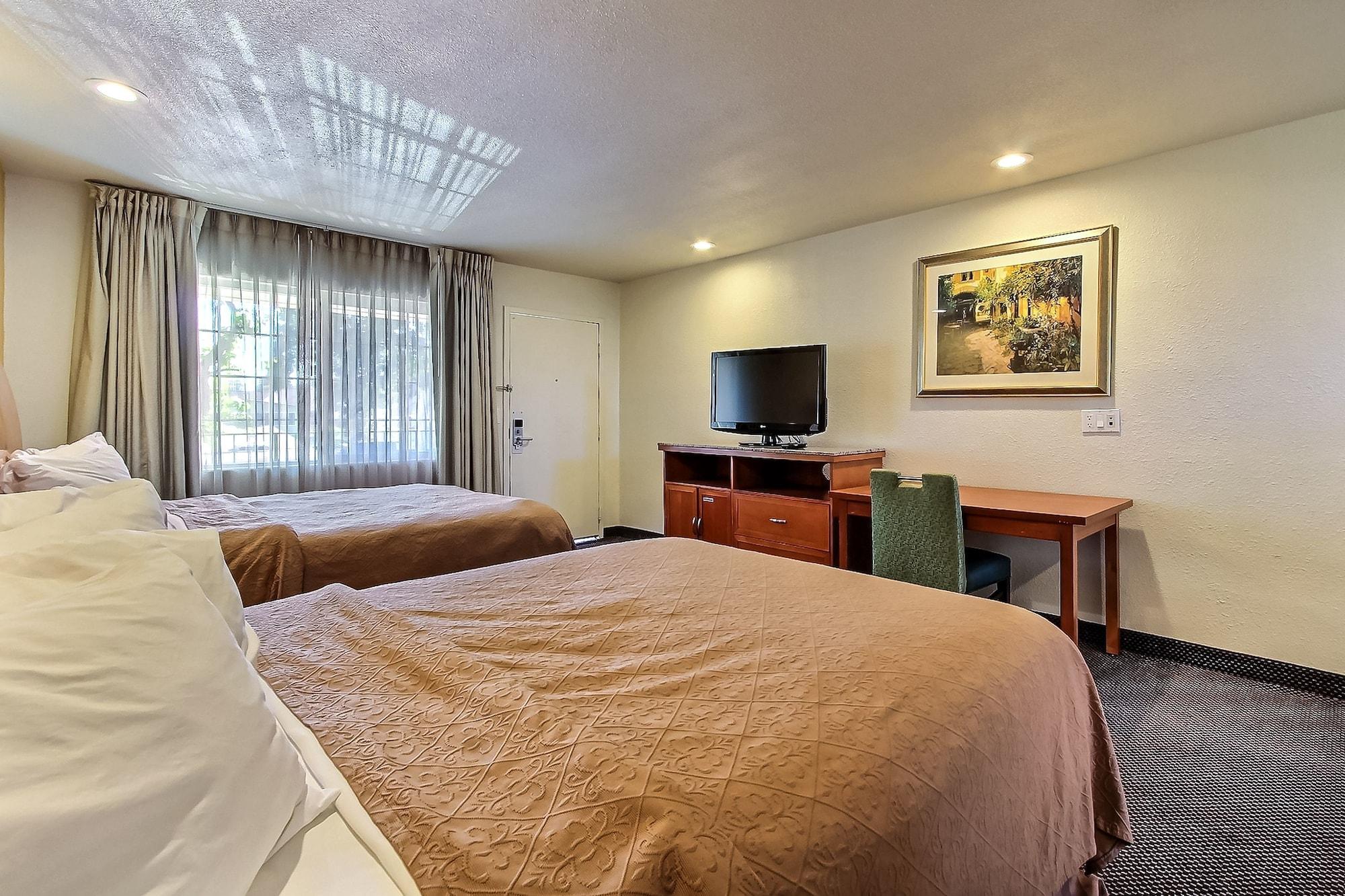 Quality Inn Santa Cruz Exterior photo