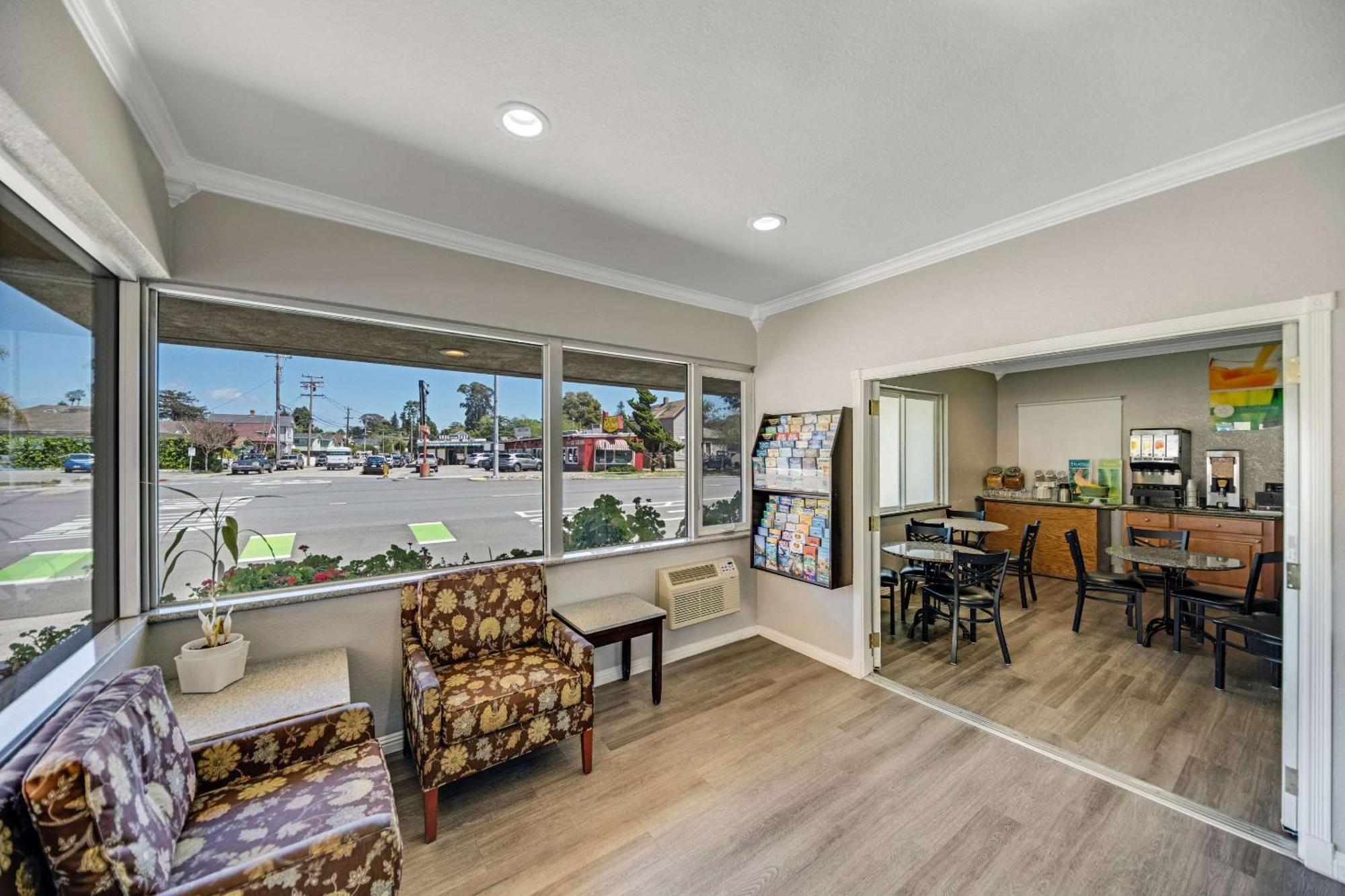 Quality Inn Santa Cruz Exterior photo