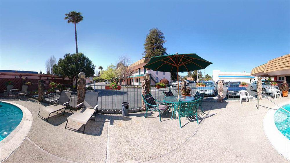 Quality Inn Santa Cruz Exterior photo